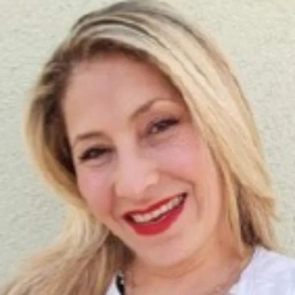 Liz Jeanette Angulo de Hellriegel