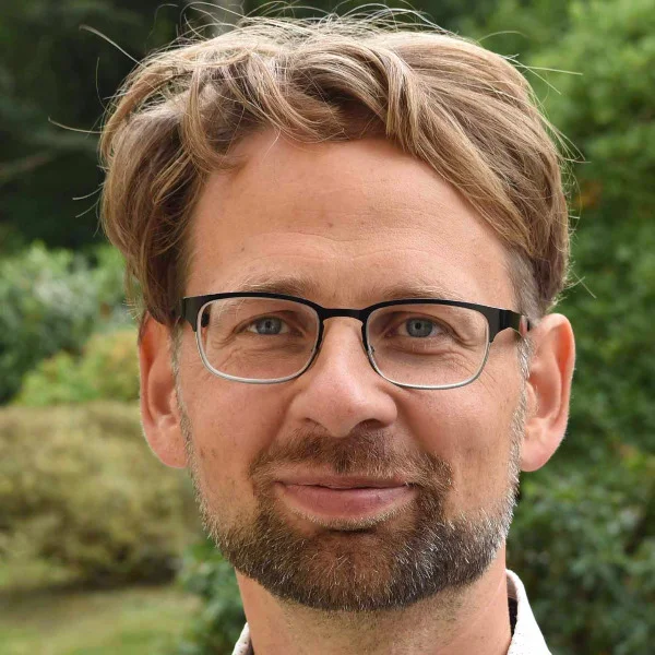 Stefan Voth