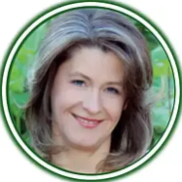 Angela R.