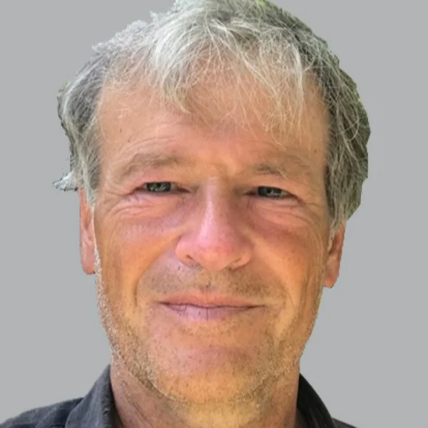 Dieter Pfau