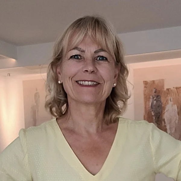 Angela Ode