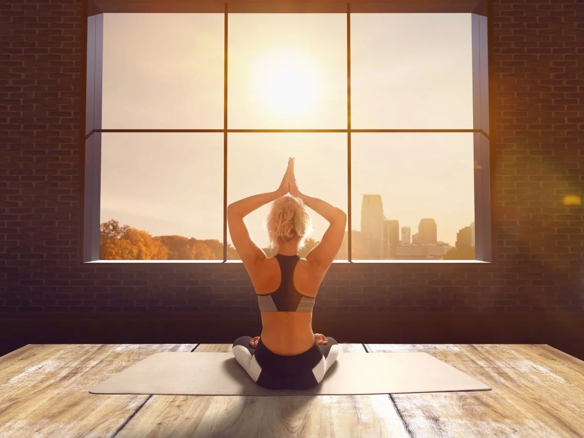 Borkum - Den Arbeitsstress reduzieren mit Yoga. Stressbewältigung zur Balance für mentale und körperliche Gesundheit im Beruf.  Bild 2