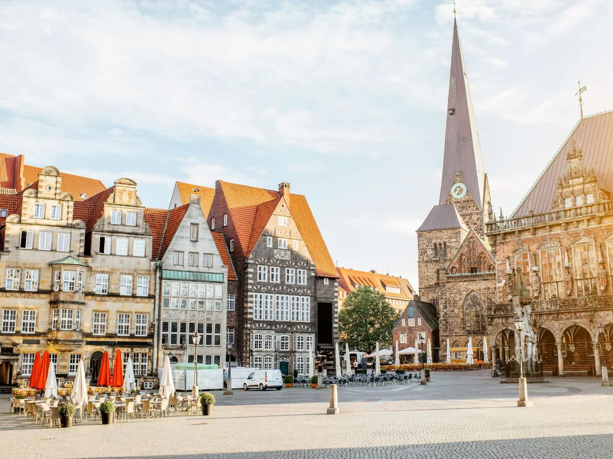 Bremen. Eine Stadt der Kontraste - Von historischen Ursprüngen zu modernen Innovationen. Bild 1