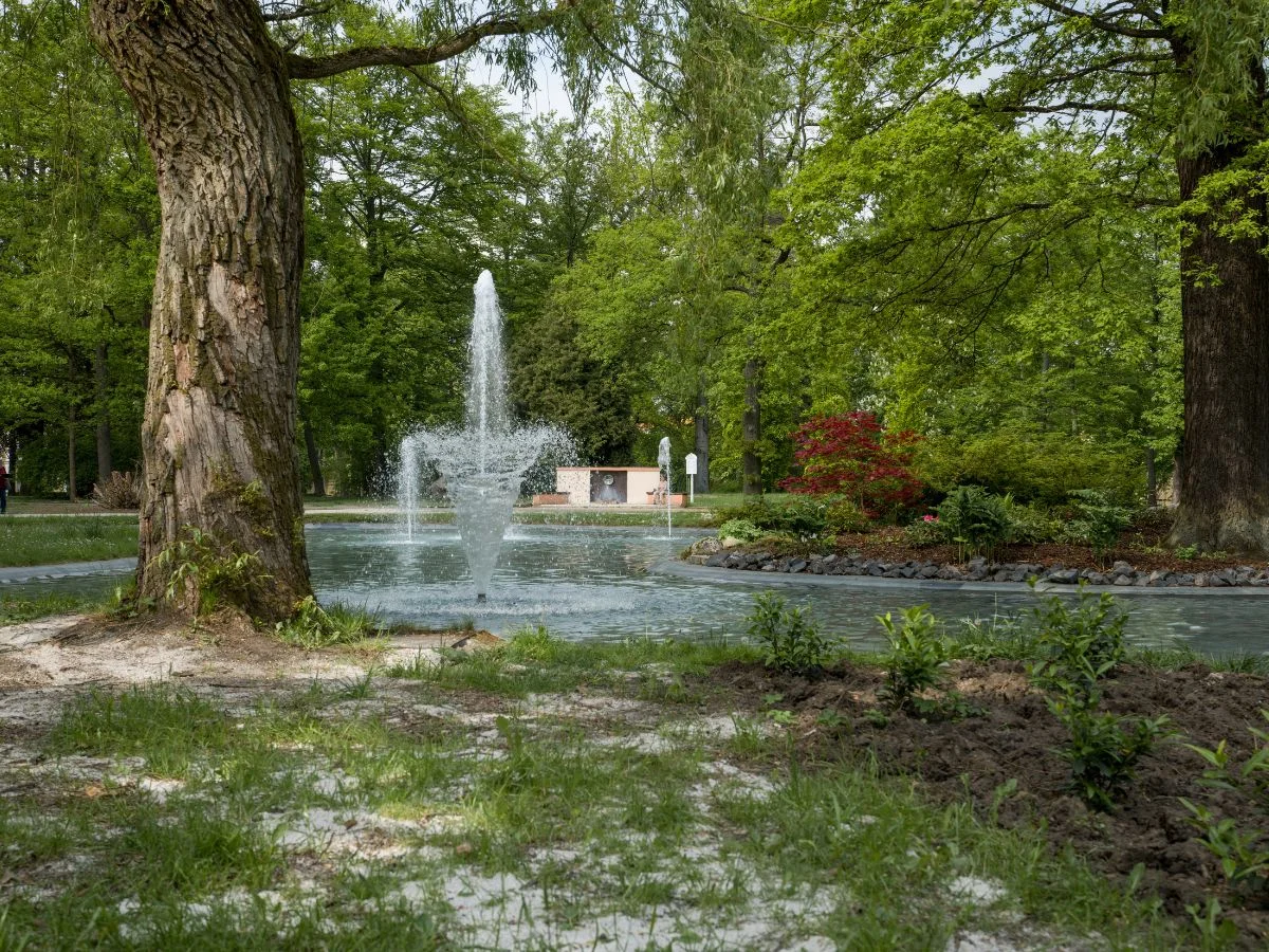 Karlsbad, Marienbad, Franzensbad. Von heilendem Wasser und heißen Quellen - Prägende Kurstädte und ihre heutige Präsentation. Bild 2