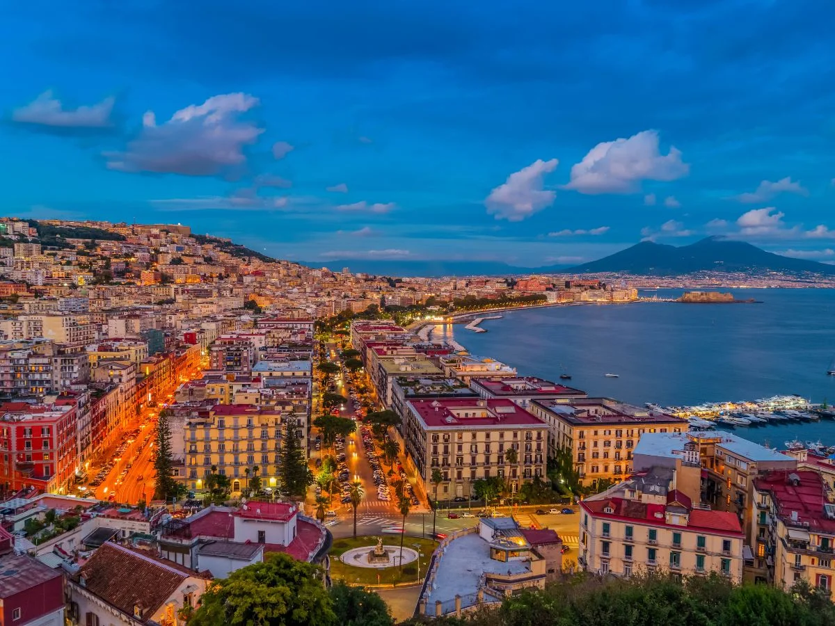 Neapel. Aufbruch in eine neue Zukunft? Sozialer Wandel und gesellschaftlicher Widerstand in Süditalien. Bild 2