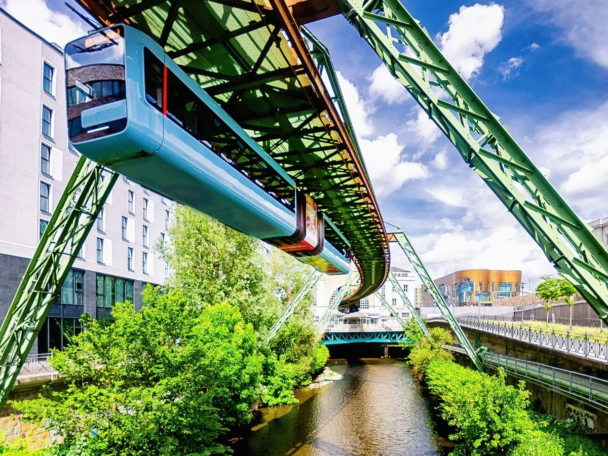 Wuppertal - Utopia-Stadt?! Eine Stadt im Aufbruch: sehenswert - erlebenswert - inspirierend. Bild 2