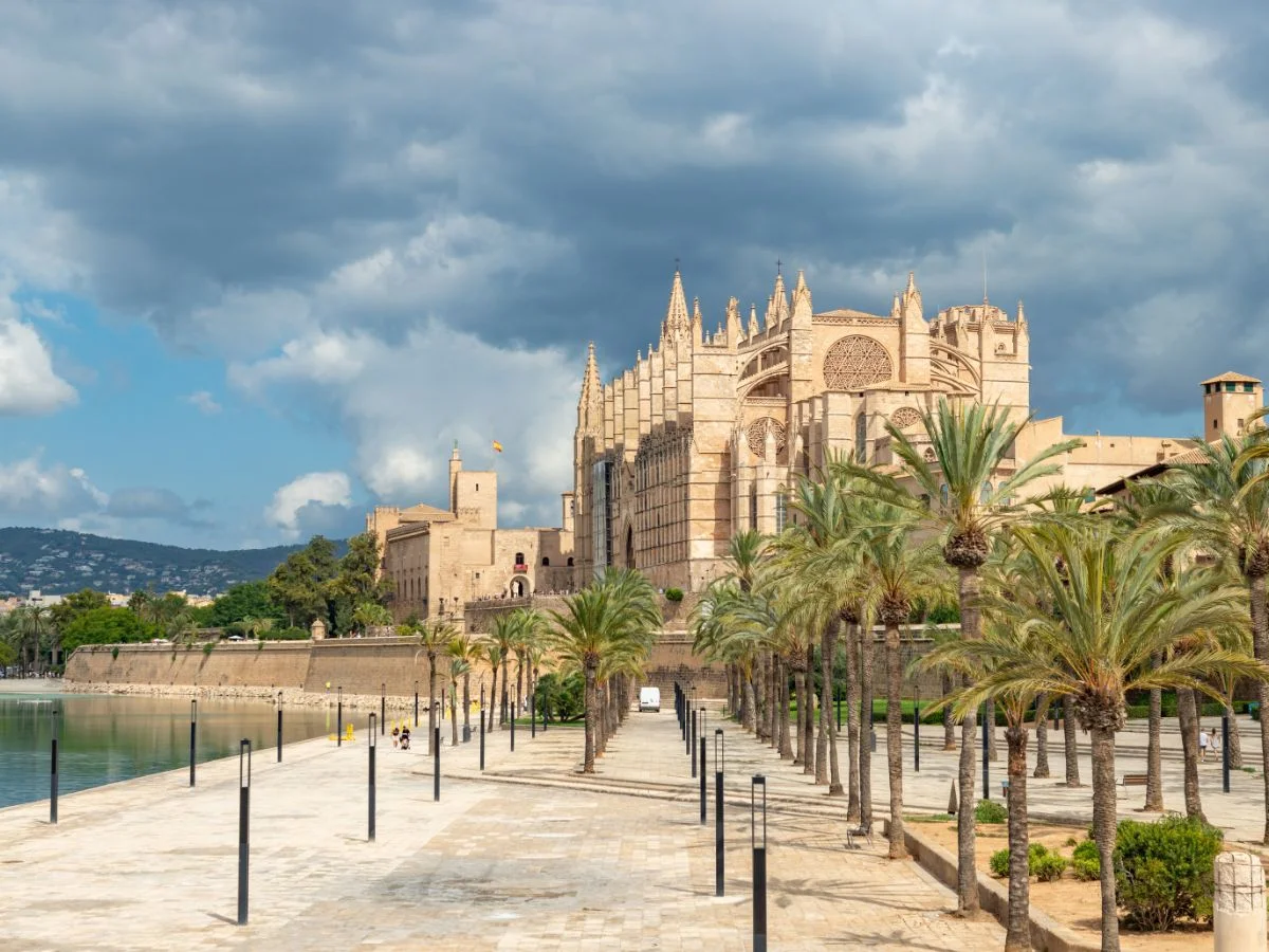 Mallorca. Mittelmeerinsel im Spannungsfeld zwischen Tourismus und Naturschutz. Bild 1