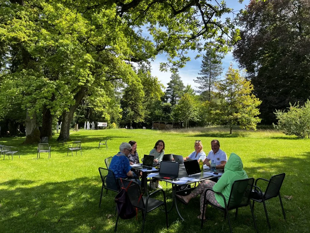Entspanntes Office im Kloster am Starnberger See - Word-Excel-OneNote-QiGong  Bild 1