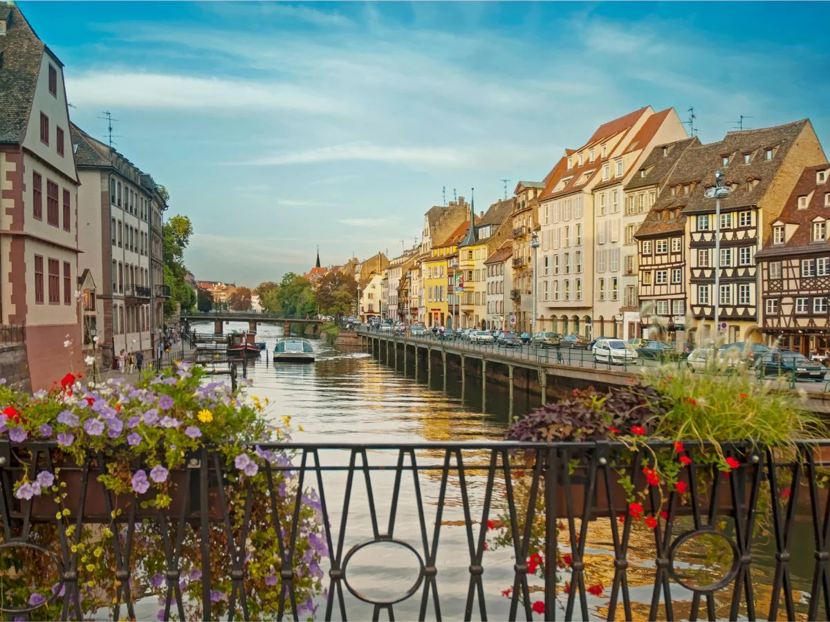 Straßburg. Frankreich und Deutschland im Elsass – Ziemlich beste Freunde? Wie Frankreich und Deutschland sich im Elsass begegnen. Bild 2