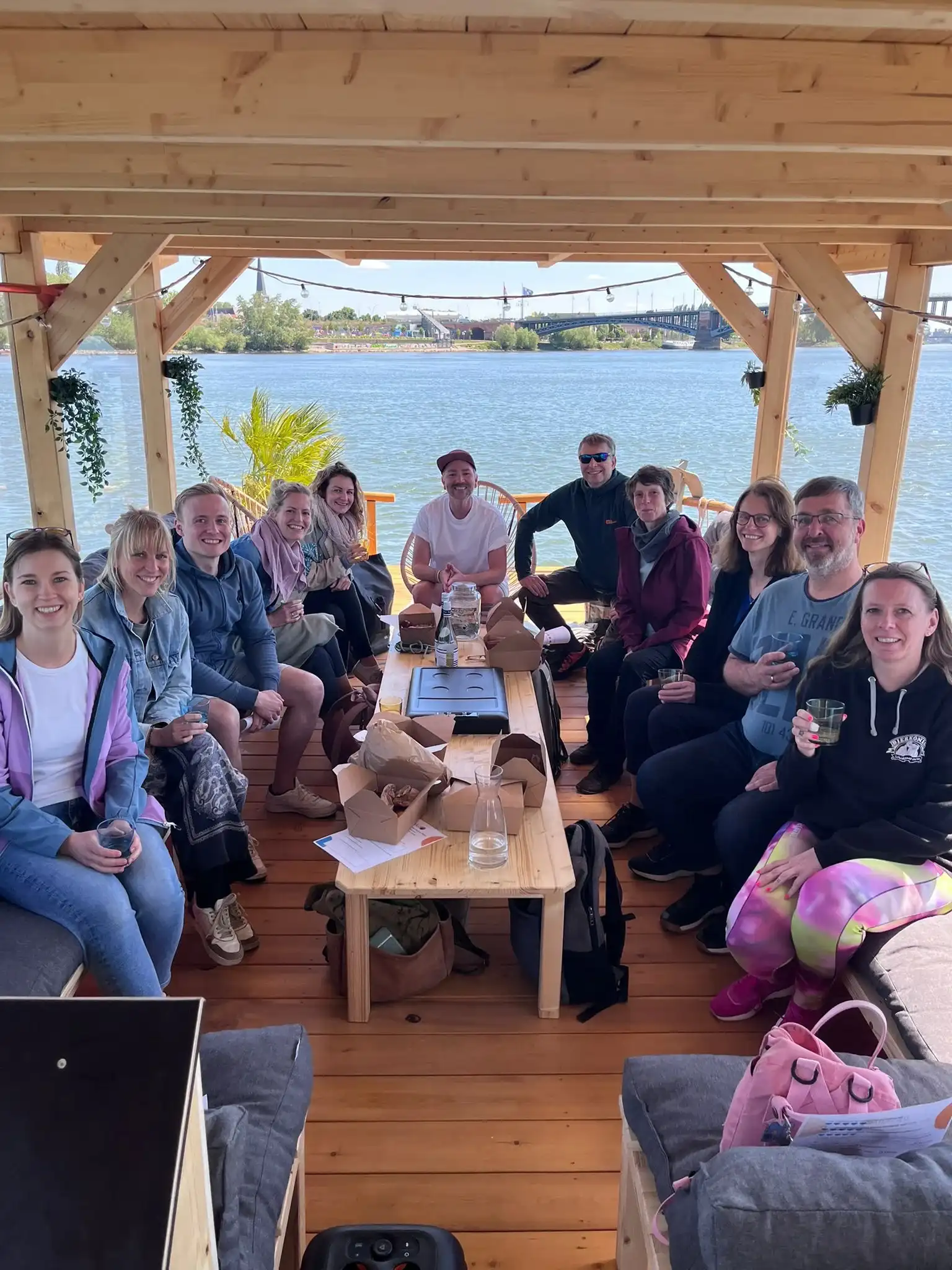 "Mit dir geht’s up!" Dein Allrounder für Ernährung, Stressmanagement/Resilienz und Bewegung (Yoga) im Mainzer Zollhafen Bild 1
