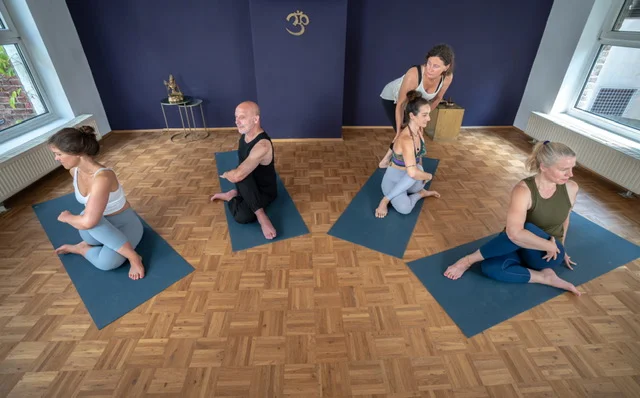 Burn-out Prävention mit Achtsamkeits- & Yoga Techniken Bild 2