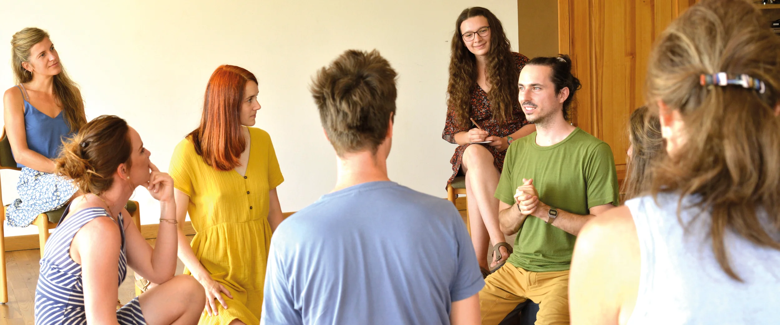 "Wer redet, bestimmt" -  Sprache als Schlüssel zur inklusiven Gesellschaft (im Ökodorf Sieben Linden) Bild 1