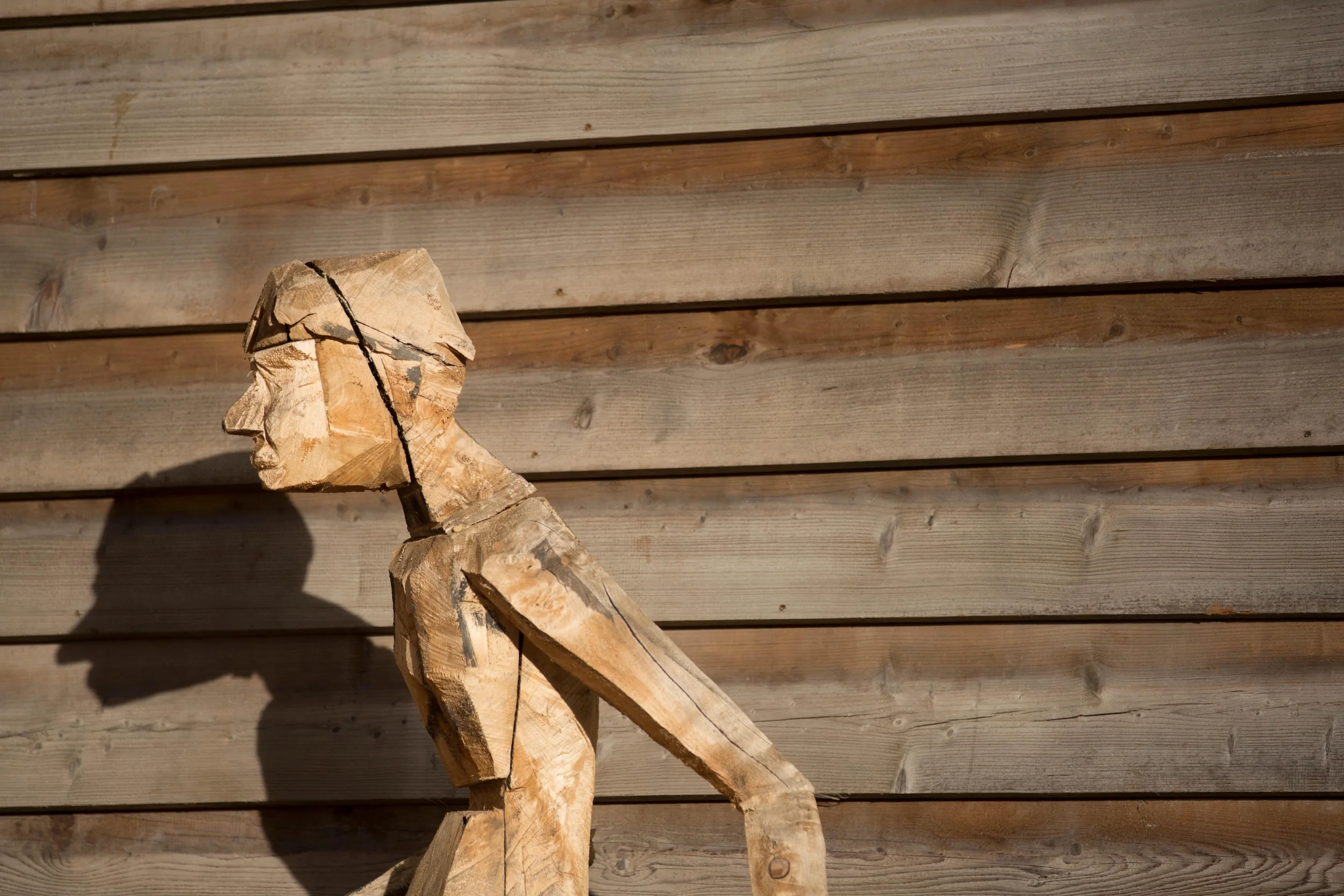 Holzbildhauerei – Skulpturen schnitzen Bild 1