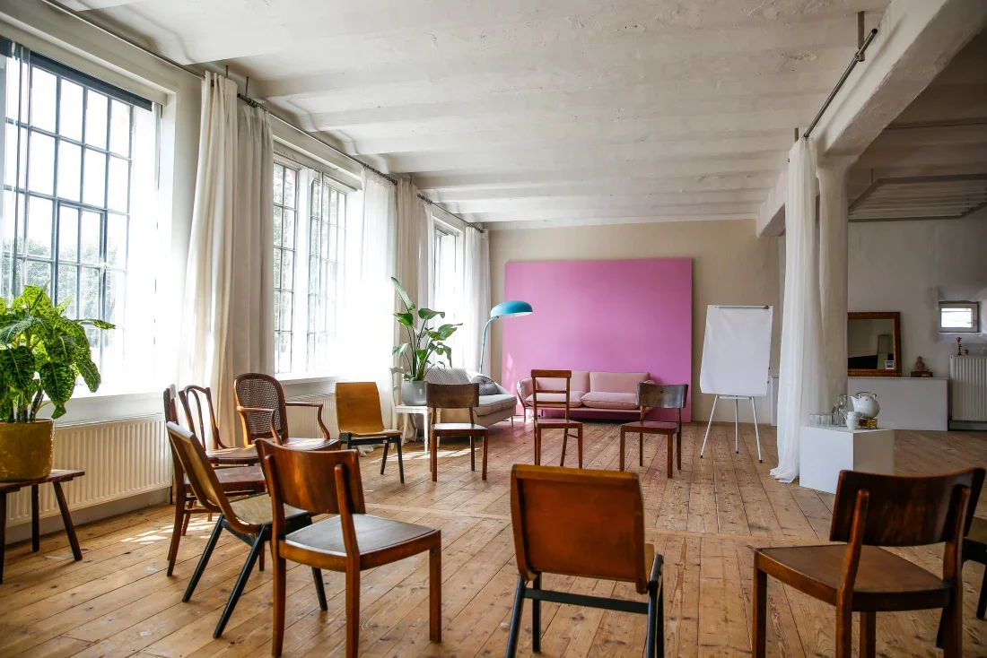 Ressourcen stärken für Beruf und Alltag - Mit Yoga und Achtsamkeit in die eigene Kraft Bild 1