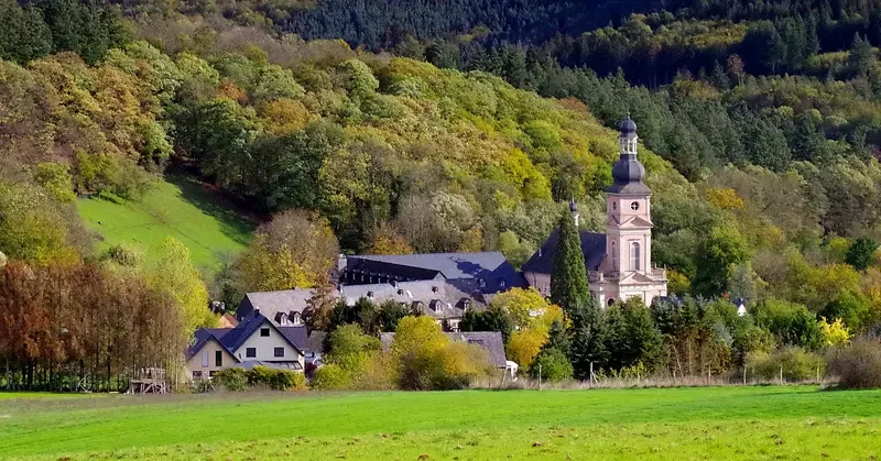 Rückengesundheit und Stressbewältigung mit Qigong Bild 1