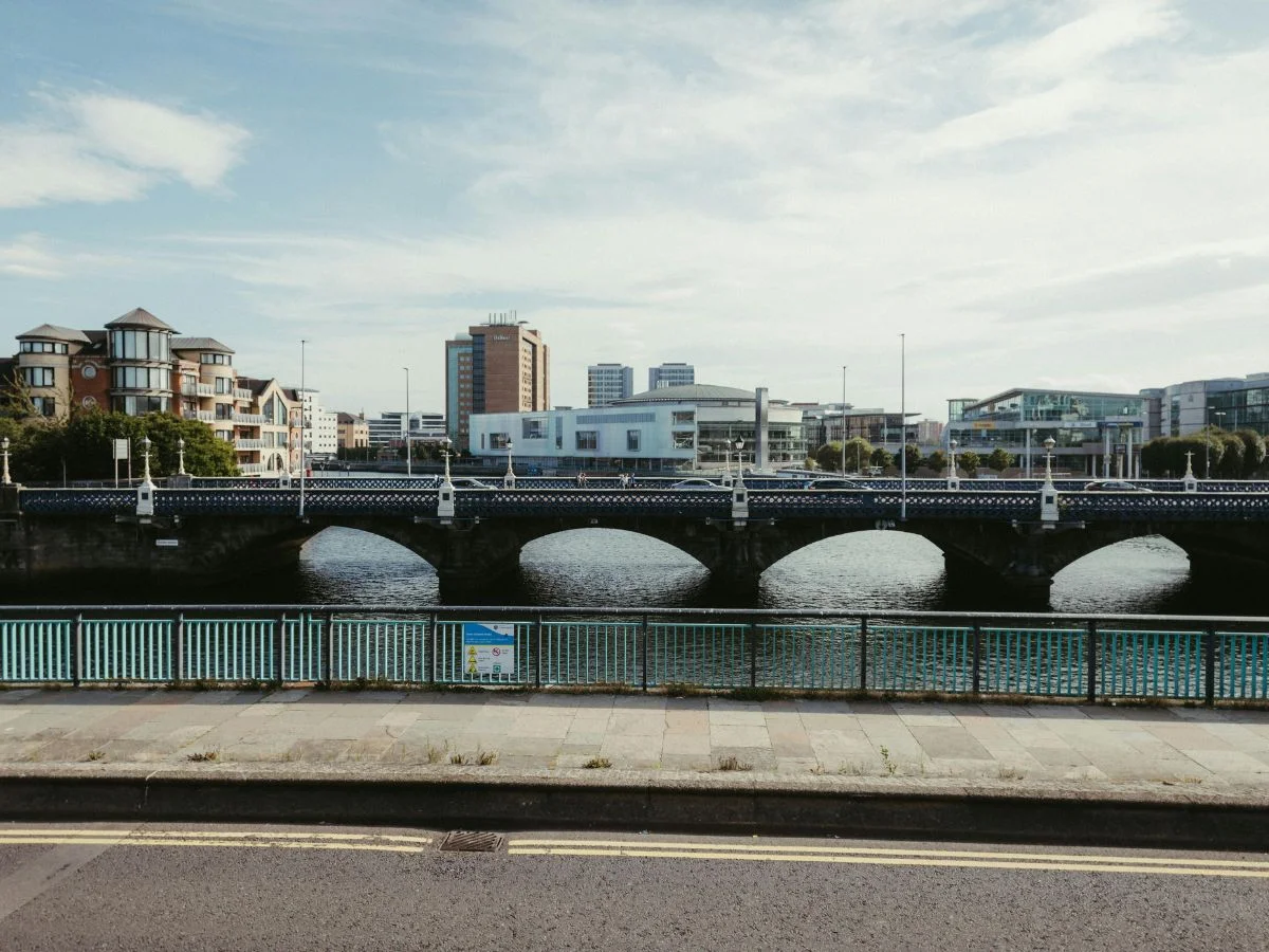 Belfast. Von Mauern zu Brücken – Spuren einer geteilten Stadt. Bild 2