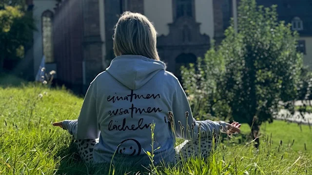 Achtsamkeit & Stressbewältigung im Kloster: Methoden zur Steigerung von Konzentration und Resilienz im Berufsalltag Bild 1