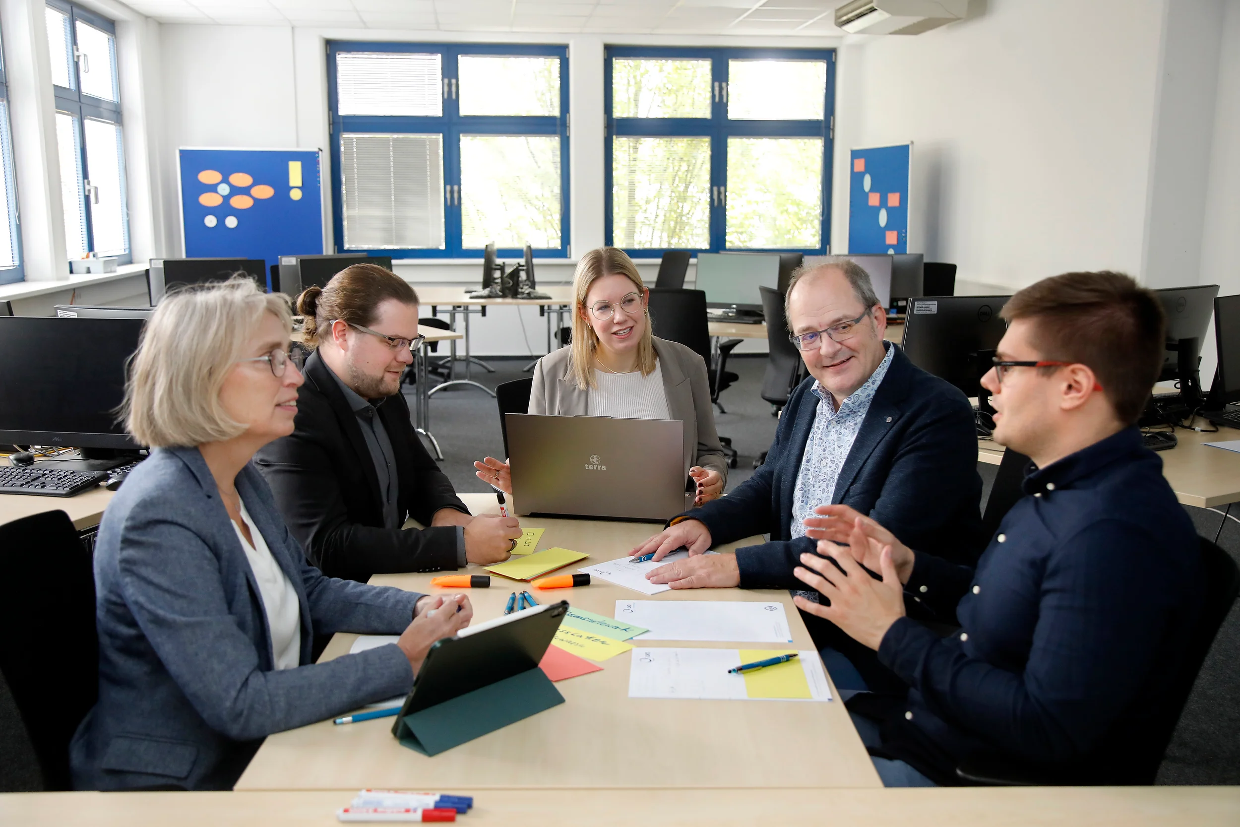 Fachkraft für Arbeitssicherheit Lernfeld 1-5 berufsbegleitend / Teilzeit Bild 1