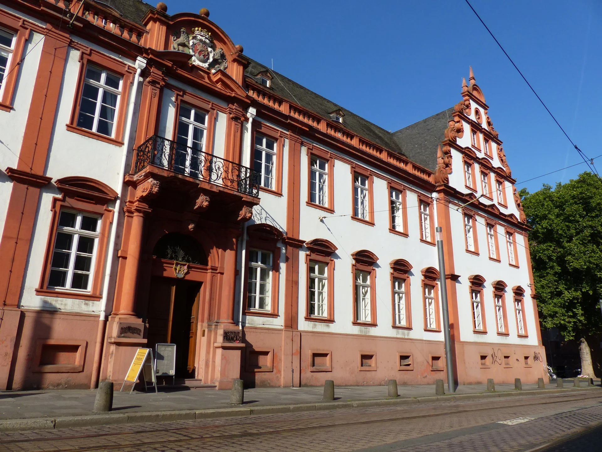 Französisch in Alltag und Beruf: Bildungsurlaub in RLP und Hessen anerkannt (A1 bis C1) Bild 2