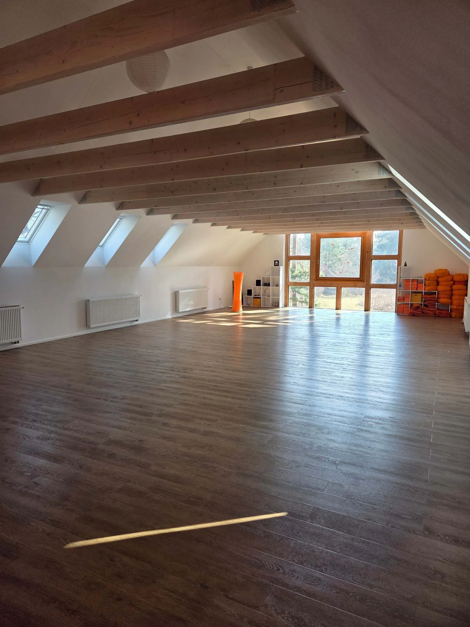 Kompetenzentwicklung für berufliche Stressbewältigung und mehr Resilienz mit Yoga, Mediation und Achtsamkeitsübungen Bild 2