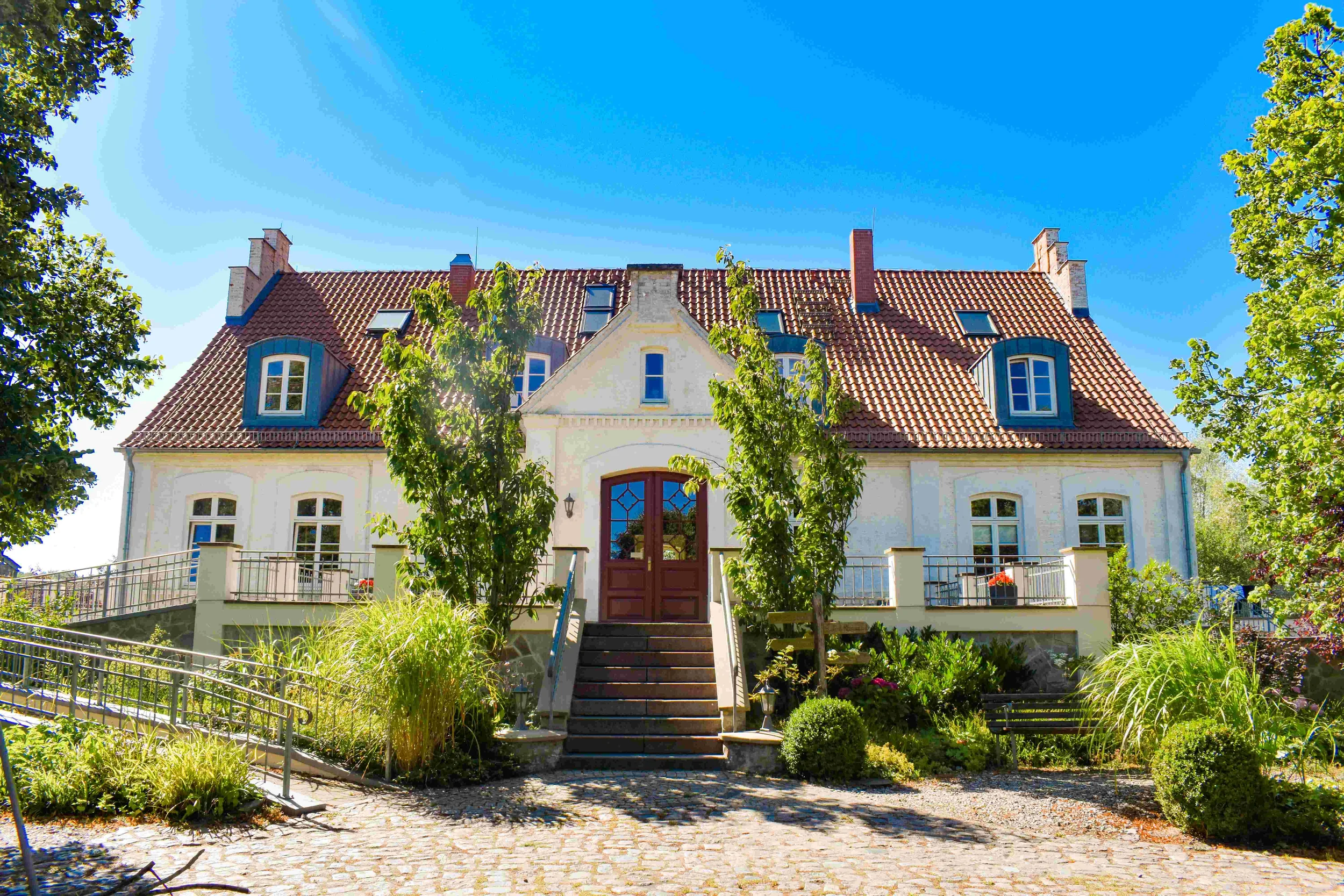 Die Kraft der Mitte stärken mit Hatha Yoga und Qi Gong für mehr Ausgeglichenheit von Körper und Geist im Berufsalltag Bild 2