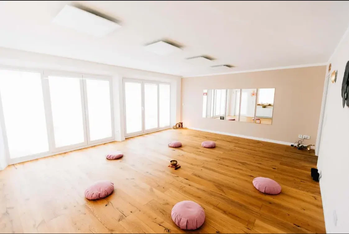 Ganzheitliche Gesundheitsförderung mit Pilates und Entspannung Bild 3