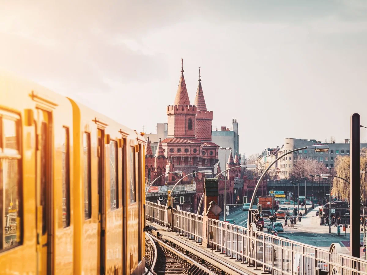 Berlin. Nachhaltige Stadtentwicklung und urbane Lösungsansätze. Die Hauptstadt als Vorreiter für nachhaltiges Wirtschaften und Konsumverhalten. Bild 1