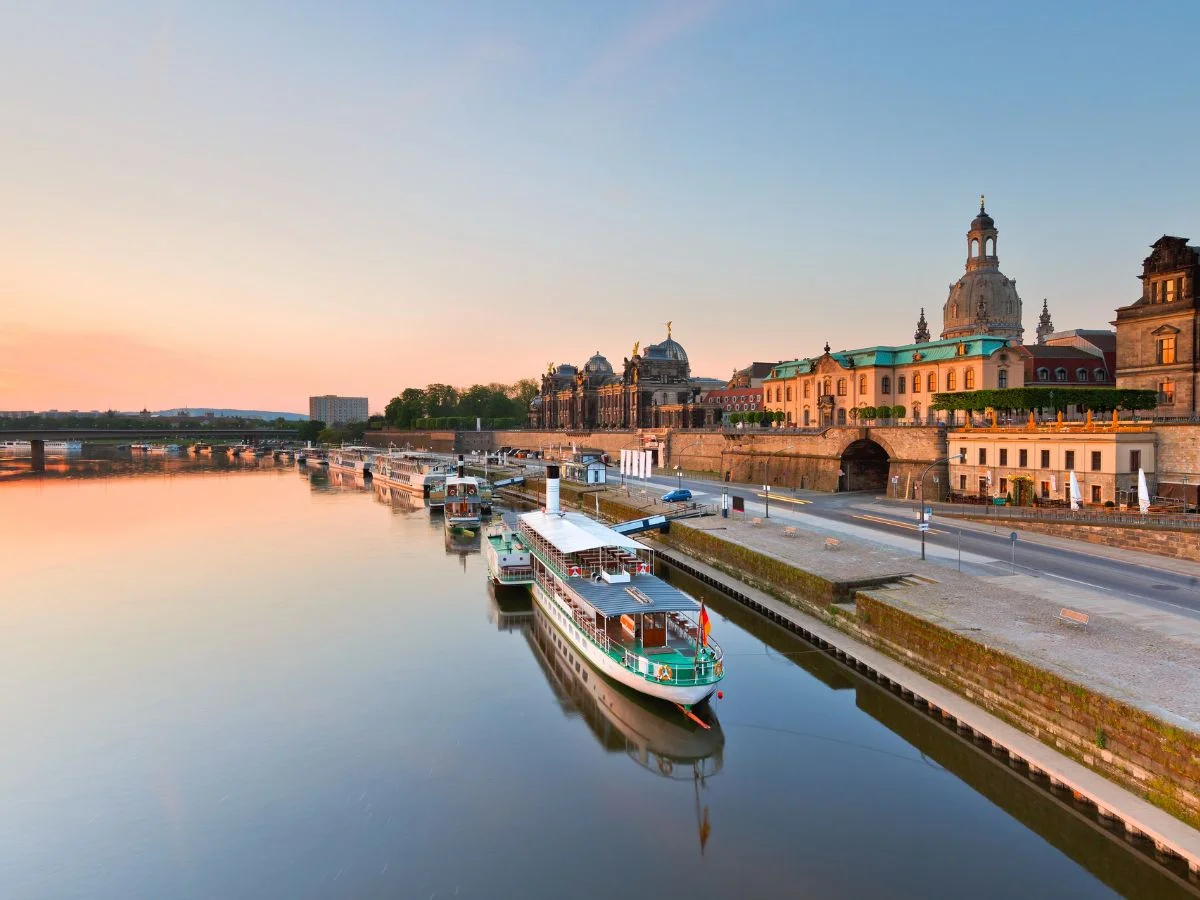 Dresden. Stadtentwicklung im Spiegel der Zeit. Bild 1