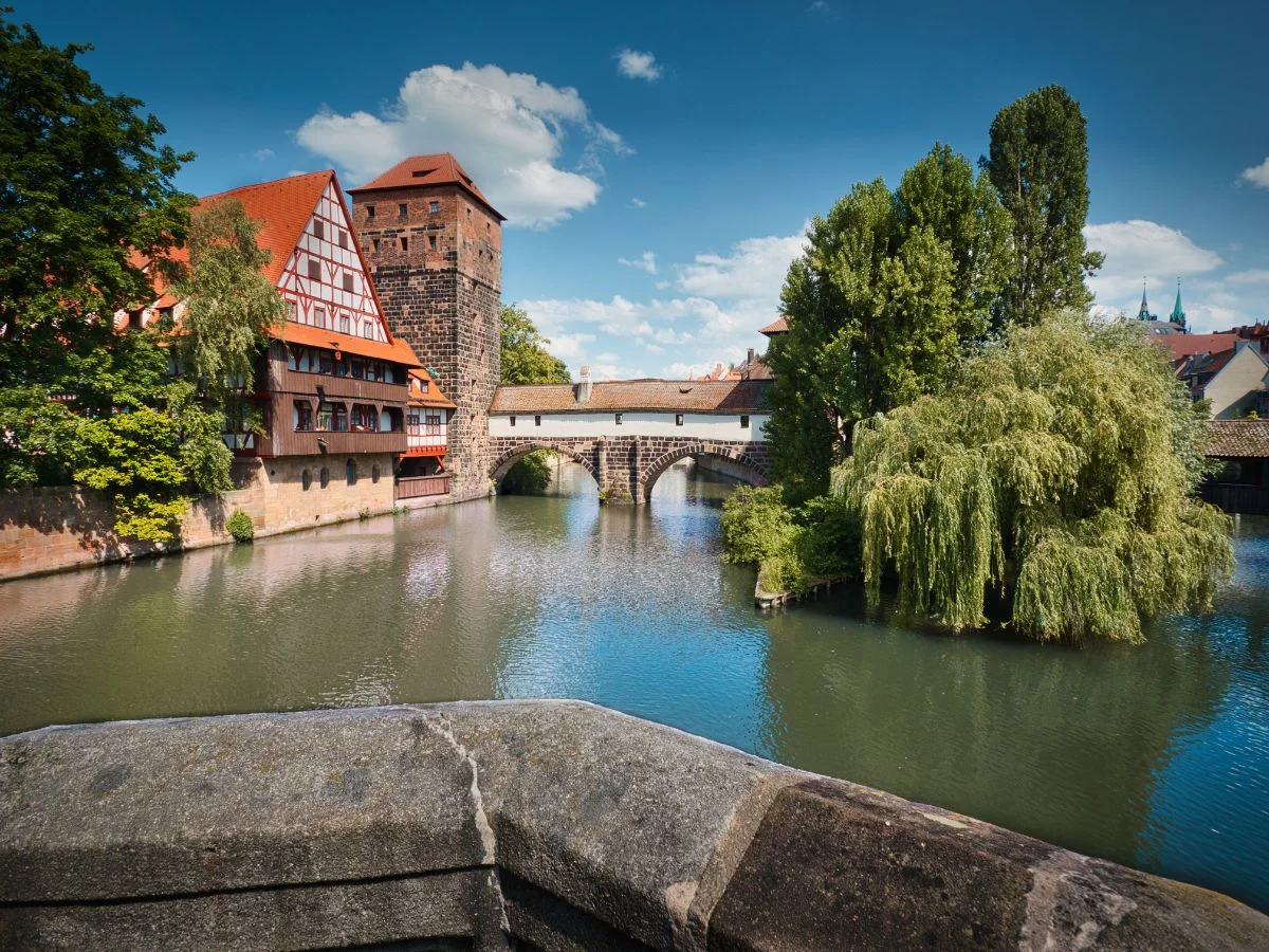 Nürnberg. Eine Stadt im Spiegel der Macht. Die Geschichte zwischen kultureller Blüte, politischer Inszenierung und internationaler Verantwortung. Bild 2