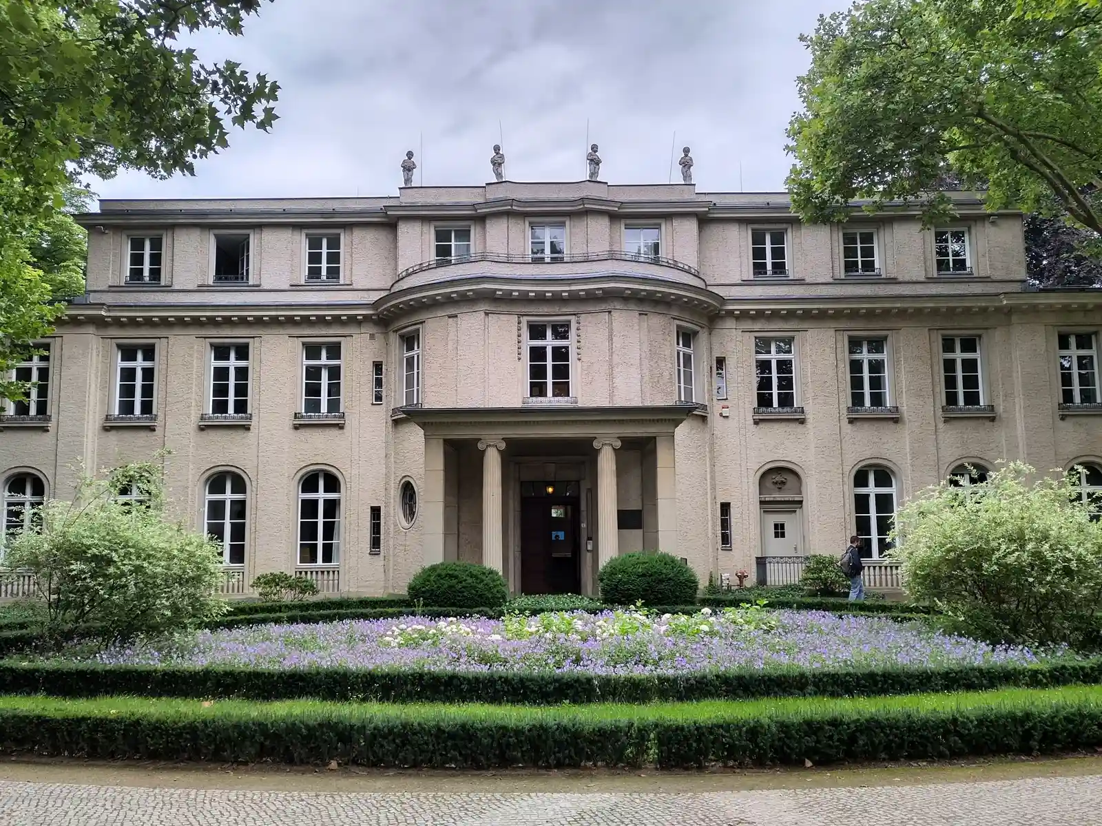 Berlin als Ort der Demokratie und der Zeitgeschichte Bild 2