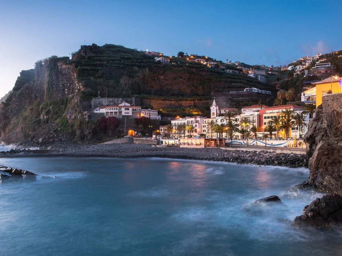 Madeira II. Insel der Zukunft zwischen Natur und Boom. Eine nachhaltige Entwicklung mit Grenzen durch den Klimawandel. Bild 1