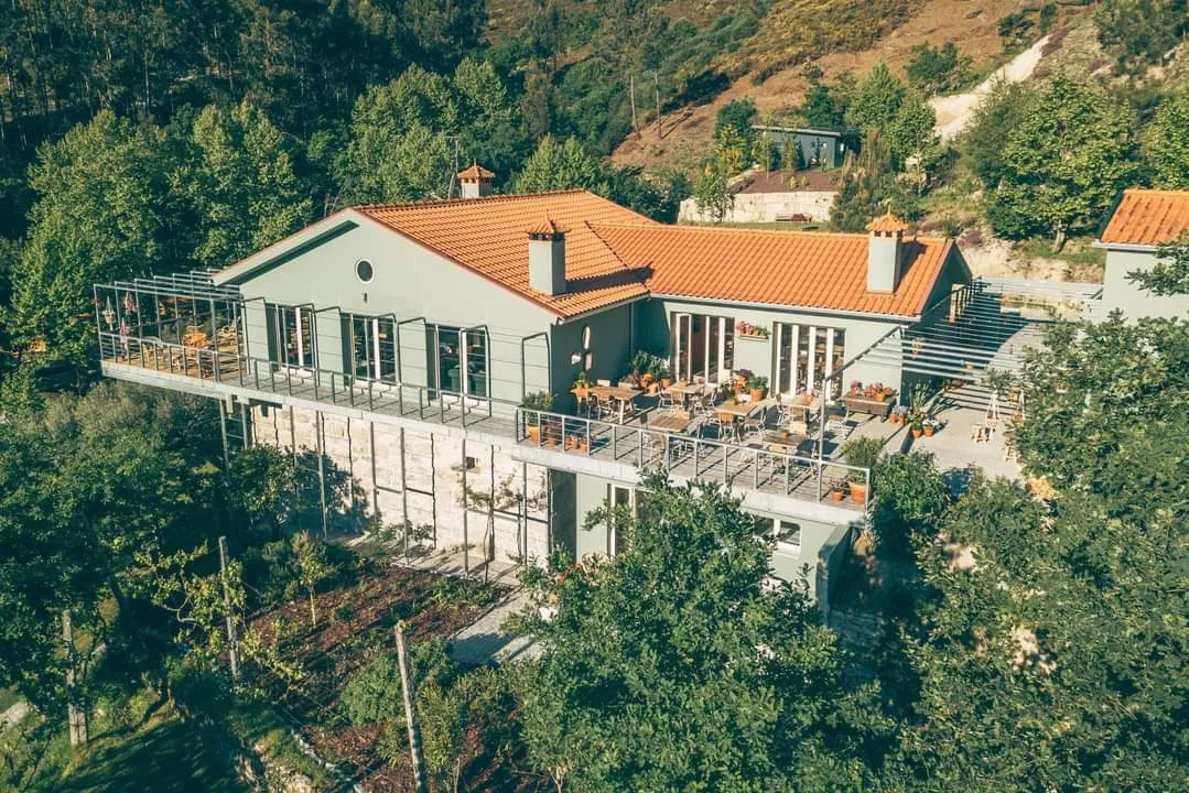 Stressbewältigung, Resilienz & Gesundheitskompetenz im beruflichen Alltag in der BRD: Yin Yoga und Nervensystemregulation in Portugal Bild 2