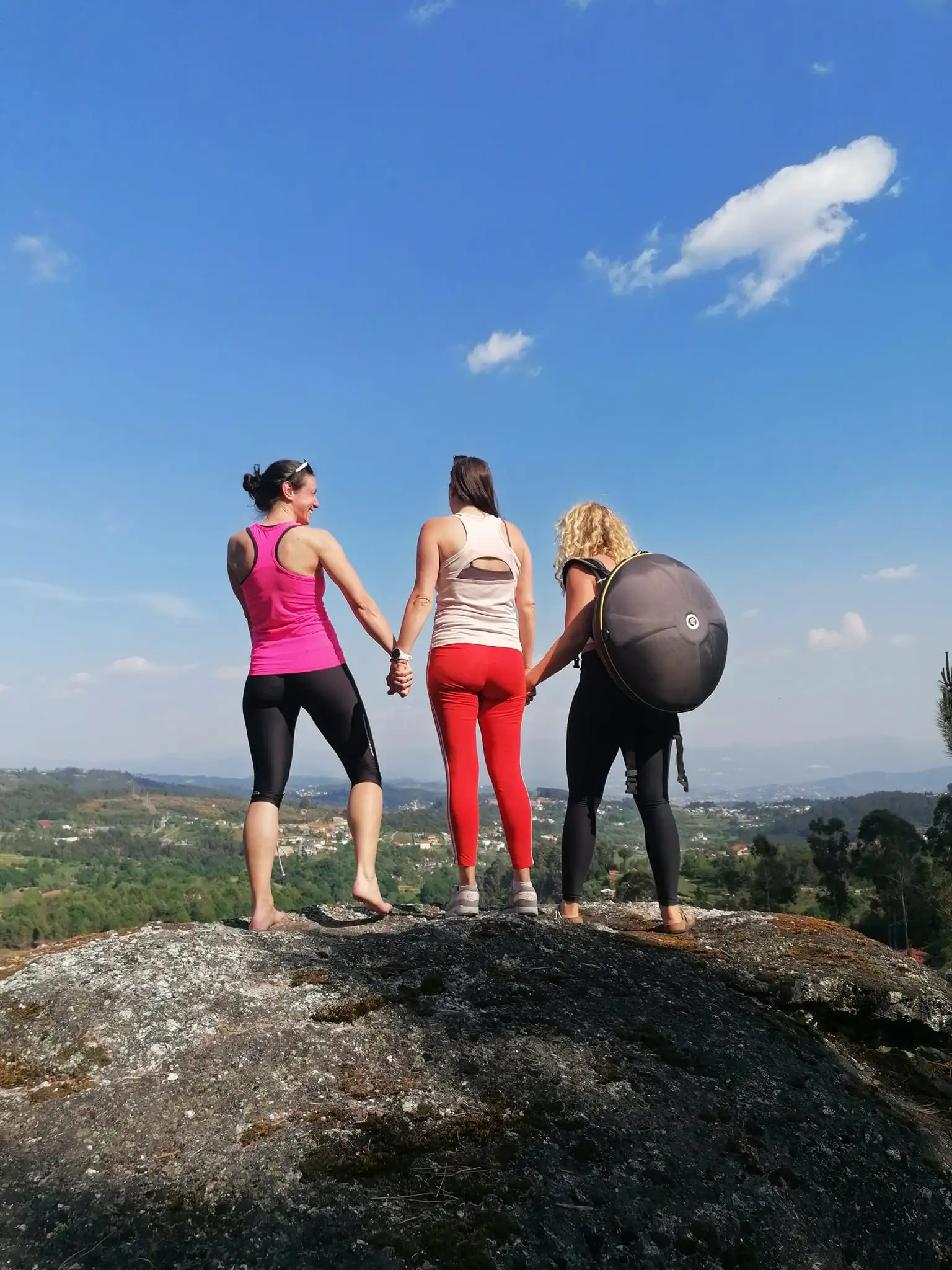 Stressbewältigung, Resilienz & Gesundheitskompetenz im beruflichen Alltag in der BRD: Yin Yoga und Nervensystemregulation in Portugal Bild 1