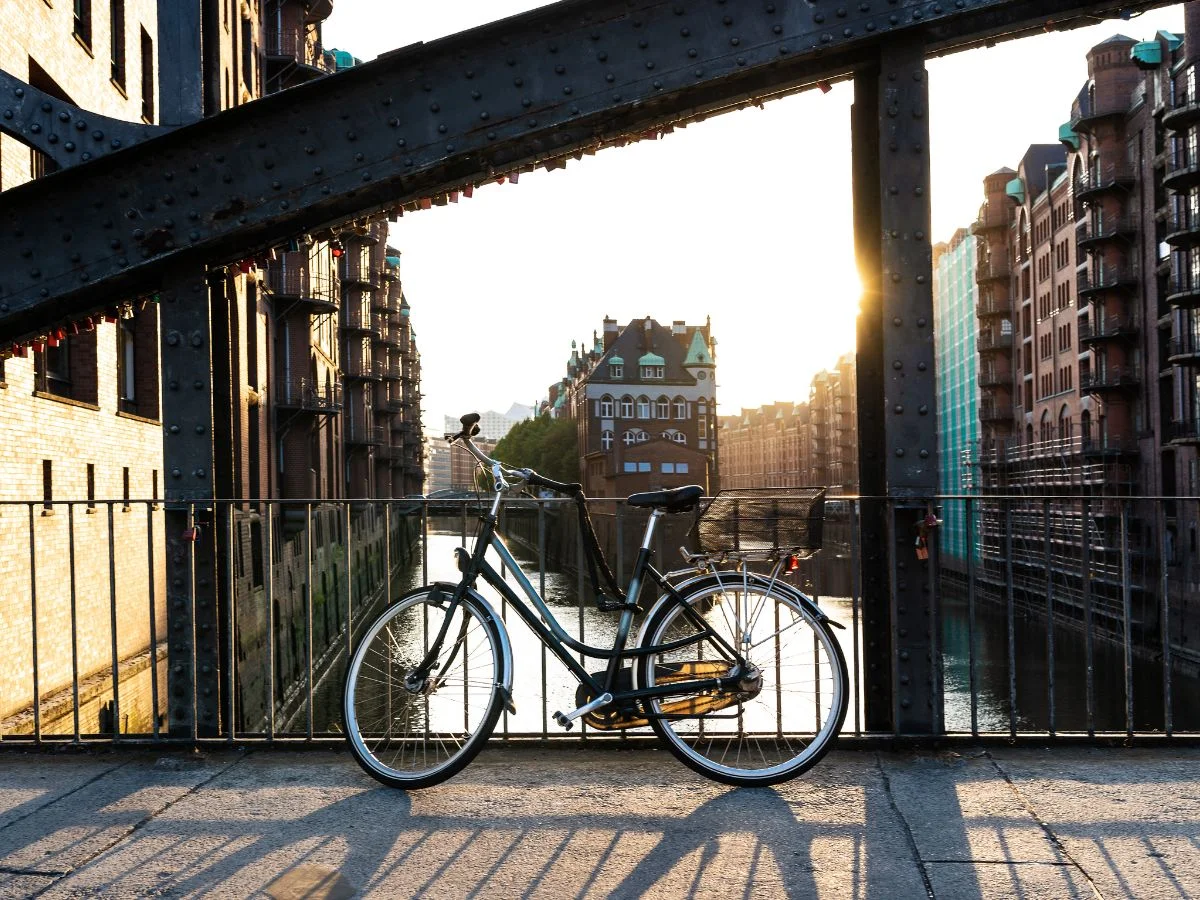 Hamburg. Die Landschaftsachsen als Teil der Radverkehrsförderung im urbanen Raum. Bild 2