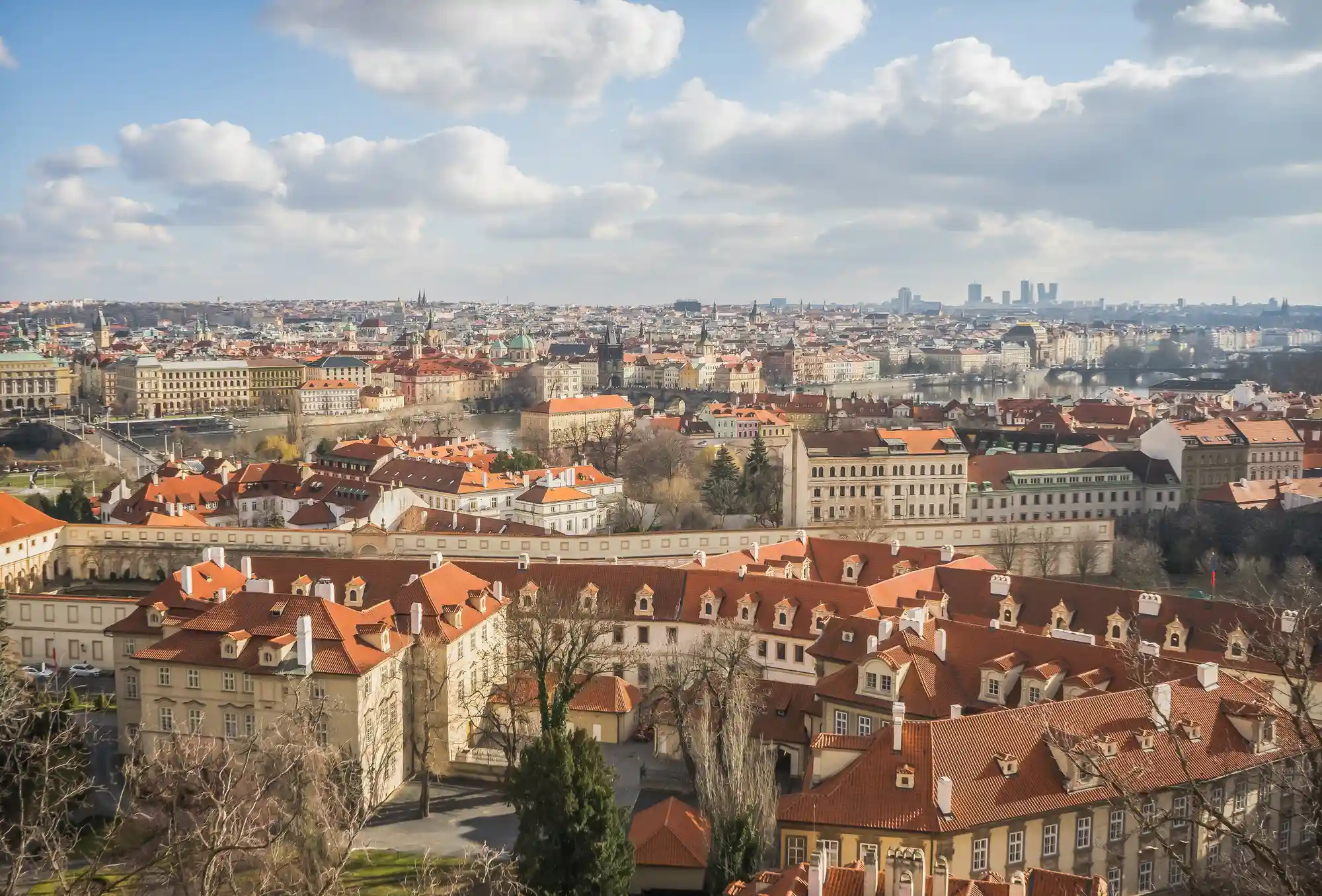 Prag –Tschechiens Hauptstadt, Lidice und die Gedenkstätte Theresienstadt  Bild 3