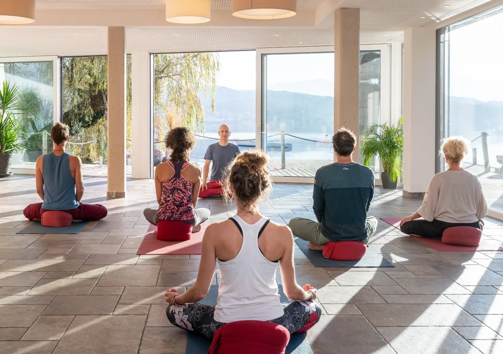 Innere Arbeit, Achtsamkeit, Yoga & Breathwork Bild 1