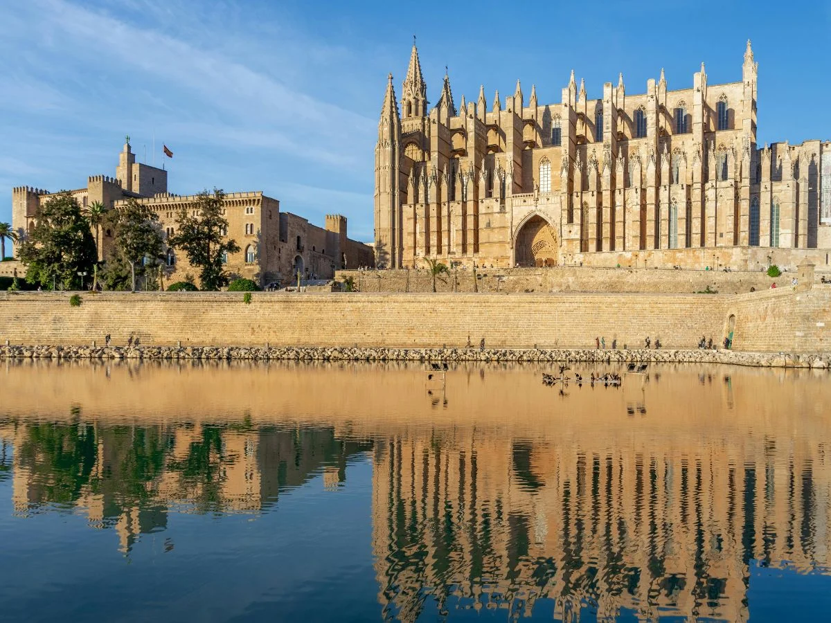 Mallorca. Mittelmeerinsel im Spannungsfeld zwischen Tourismus und Naturschutz. Bild 2