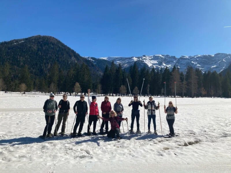 Fit & Gesund mit Skifahren, Fasten, Ernährung, Yoga, Wandern und Stressbewältigung in Theorie und Praxis im Schnee in Tirol Bild 1