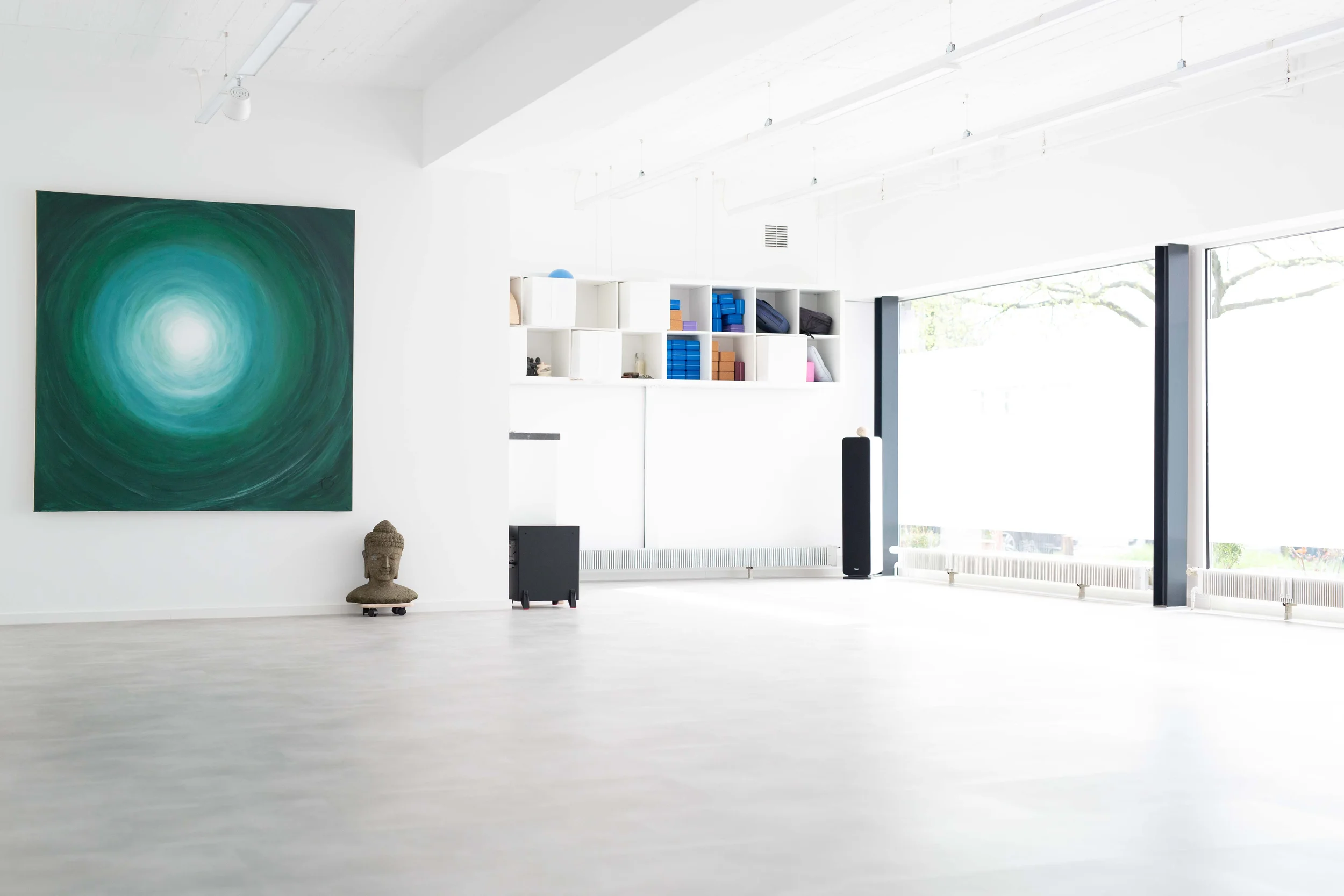 Mit Yoga im Gleichgewicht in Hamburg Bild 1