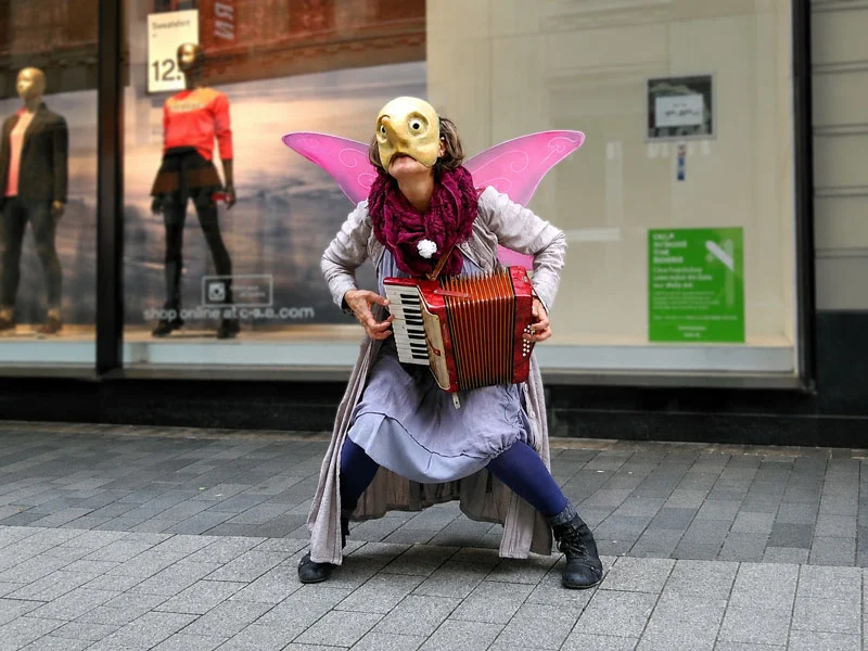 Masken unterwegs / Die Kunst der Verwandlung Bild 1