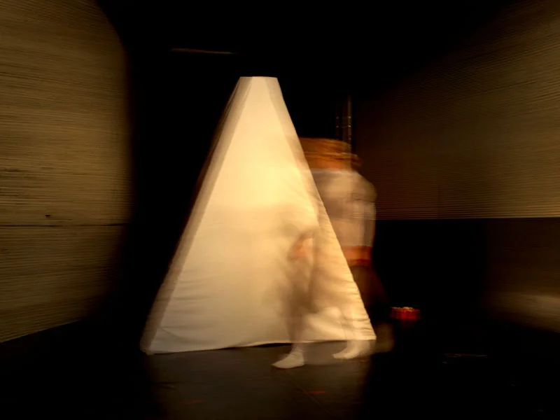 Dis-Cover / Schauspielerische Pfade der Selbsterkundung Bild 1