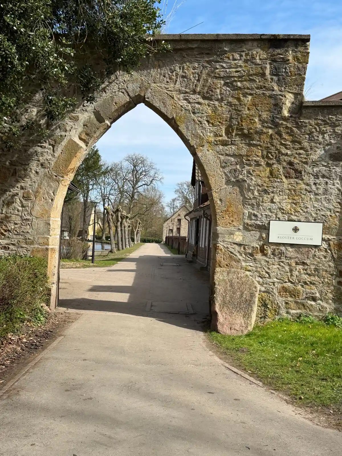 2027/ Yoga & Wandern Retreat im Kloster Loccum/Niedersachsen Bild 2