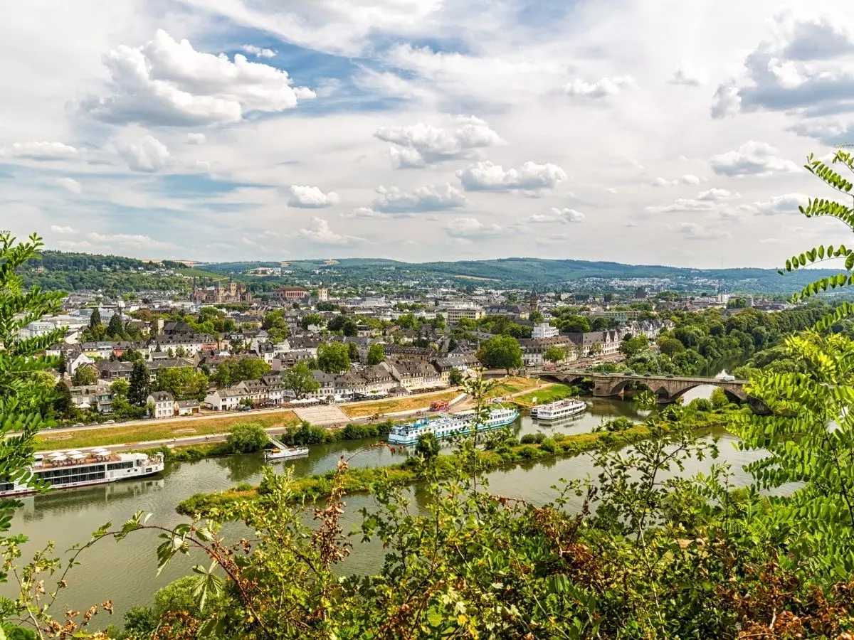 Trier. Wie viel Erbe braucht oder verträgt eine Region? Eine Moselregion zwischen Identität und Entwicklung. Bild 2