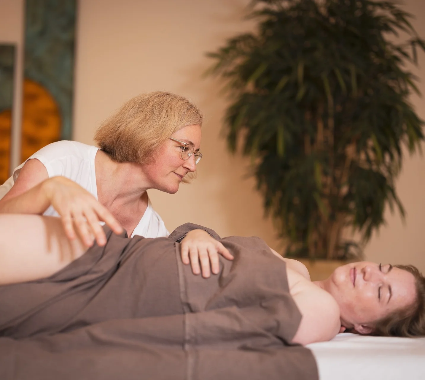 Professionelle Schwangerenmassage - Weiterbildung Bild 2