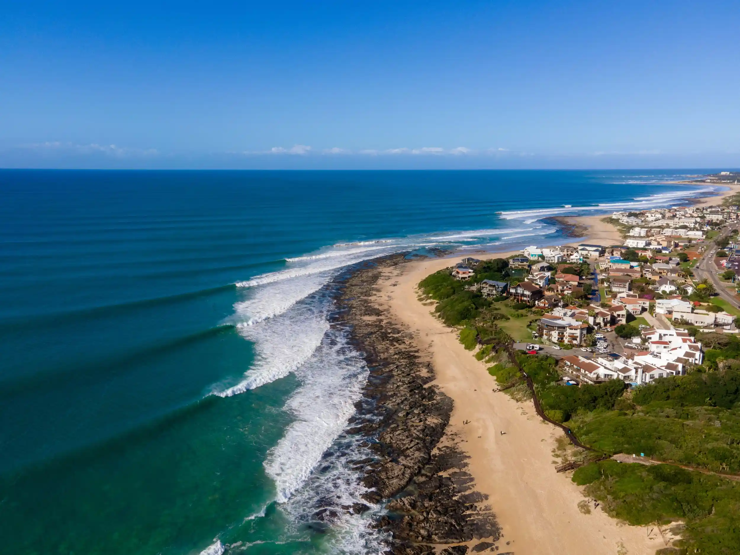 Zukunft Künstliche Intelligenz: Verstehen und Anwenden im Beruf | Surfen & Lernen in JBay, Südafrika Bild 1
